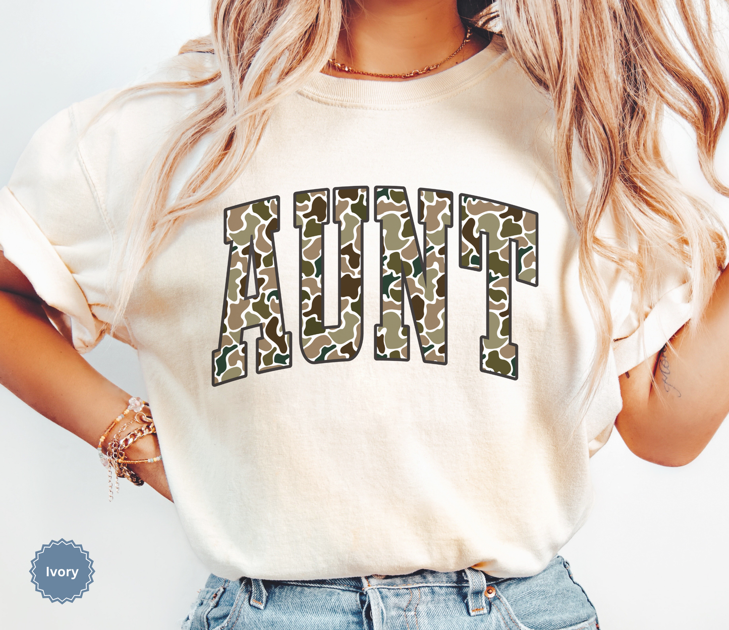 Comfort Colors ivory t-shirt with duck camo 'AUNT' varsity text.