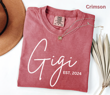 Load image into Gallery viewer, Gigi Est Shirt Gigi Gifts Mother&#39;s Day Gift for Grandma New Nana Gift Grandma Shirt Gigi Shirt Gigi Sweatshirt Grandma Sweatshirt New Grandma
